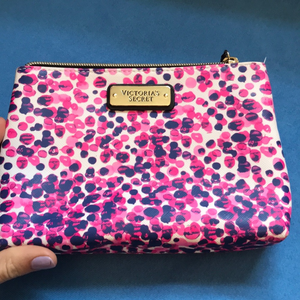 Victoria’s Secret travel bag
